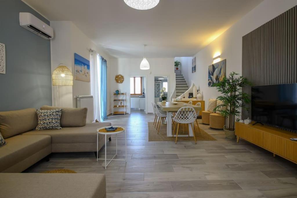Villa Vera, Accesso Al Mare, Vista Castello, Ac Brindisi Exterior foto